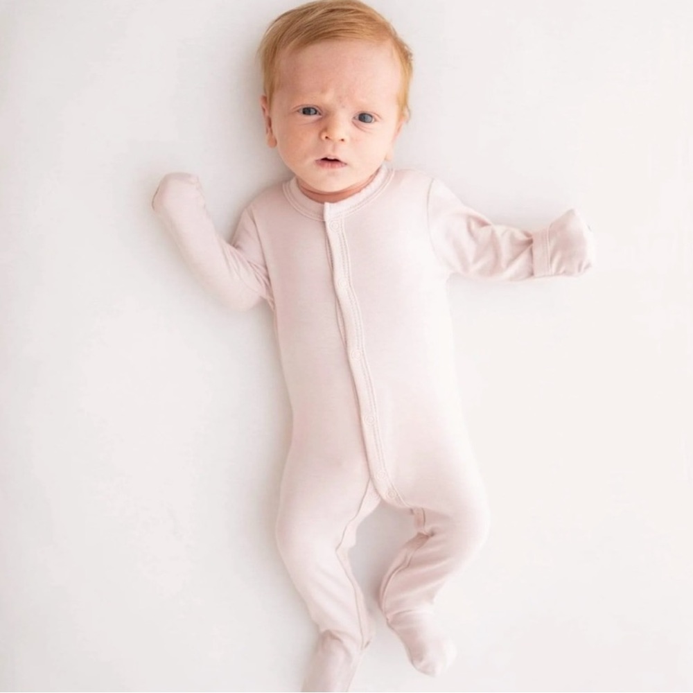 Kyte baby footie in blush